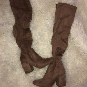 Faux suede thigh high boots❤️